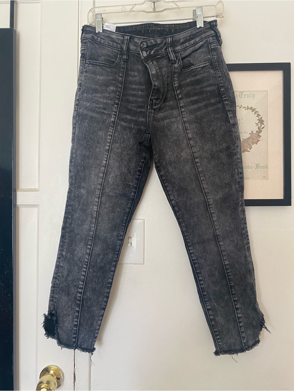 American Eagle acid wash jeans SHORT